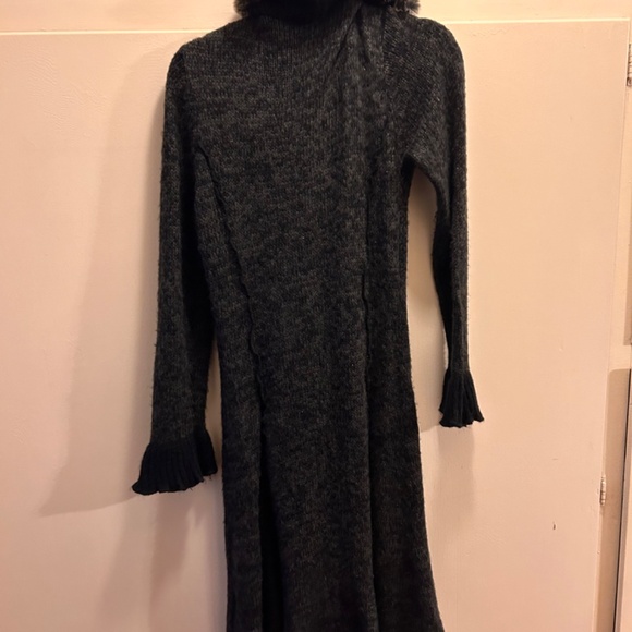 Coat - Picture 4 of 4